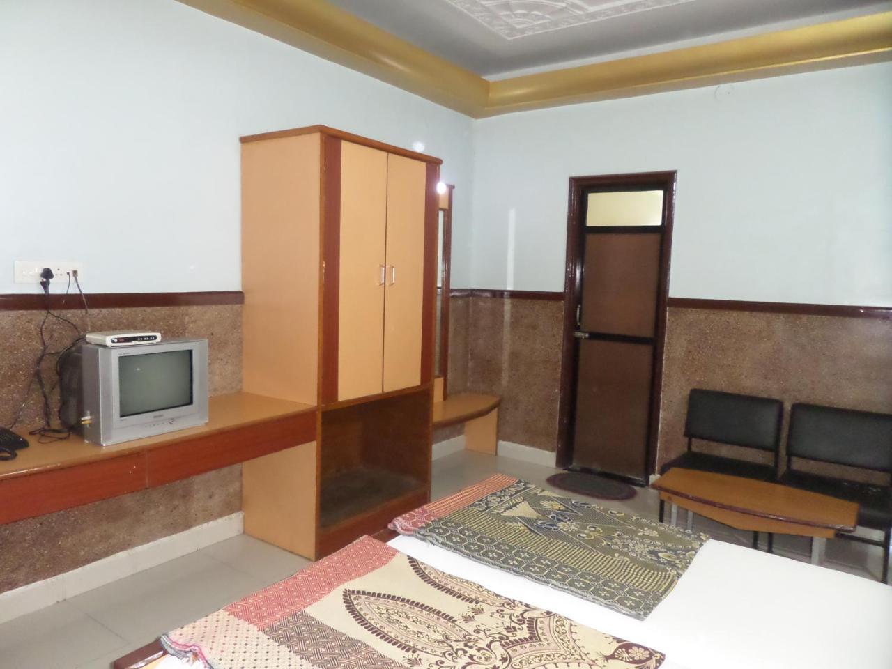Hotel Padma 纳西克 外观 照片