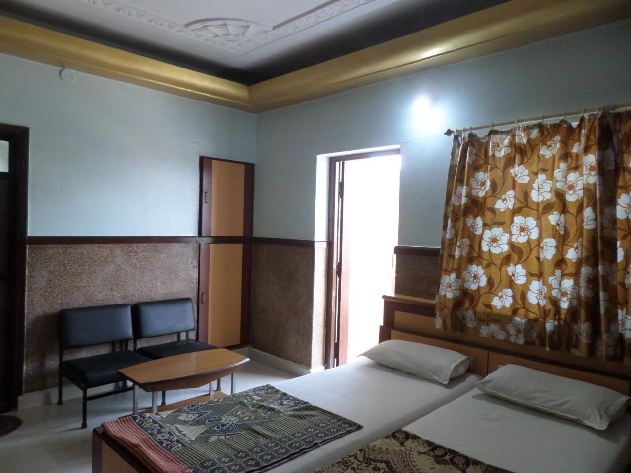 Hotel Padma 纳西克 外观 照片